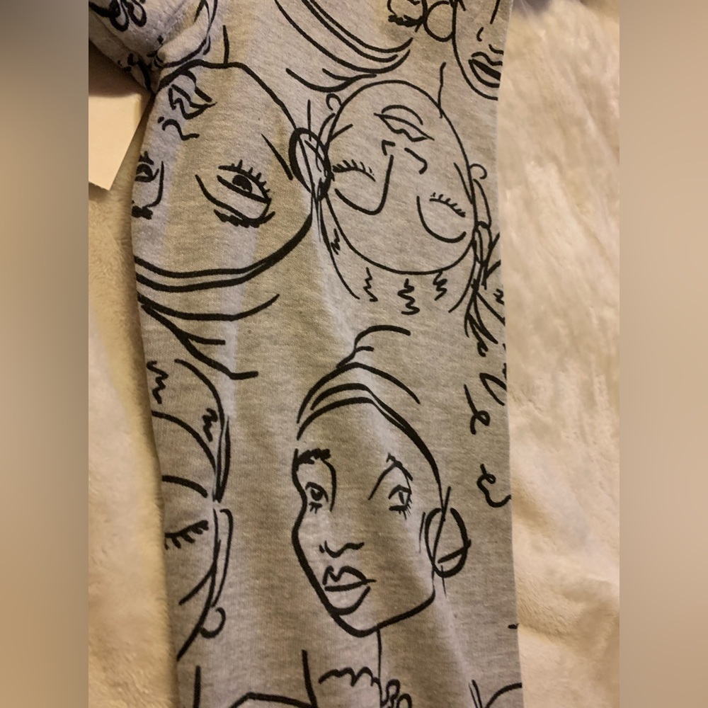 Grey hoodie art graphics size S 3/5. Black graphics on grey sweatshirt. - Picture 3 of 6